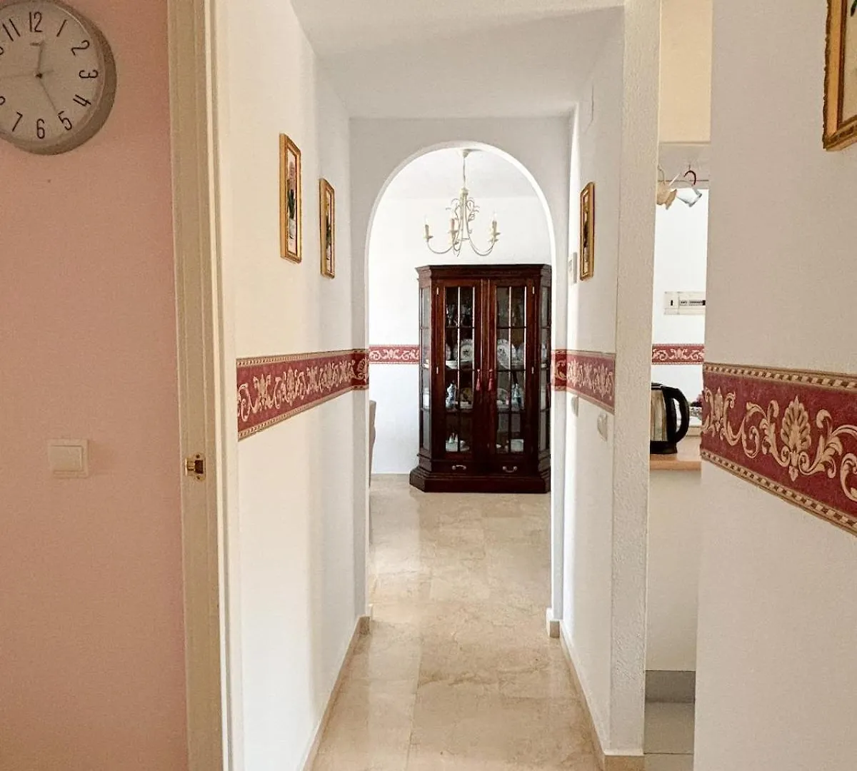 Beautiful Benalmadena Apartment With Sea Views!